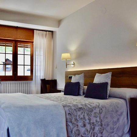 Hotel L'Auet Erillavall Esterno foto