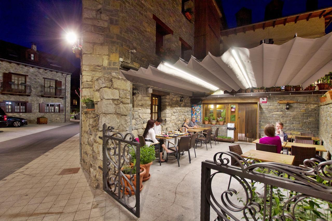 Hotel L'Auet Erillavall Esterno foto